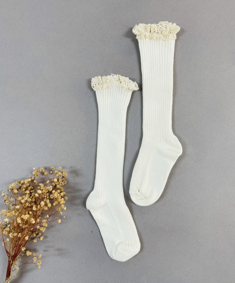 Bele čarape sa čipkom