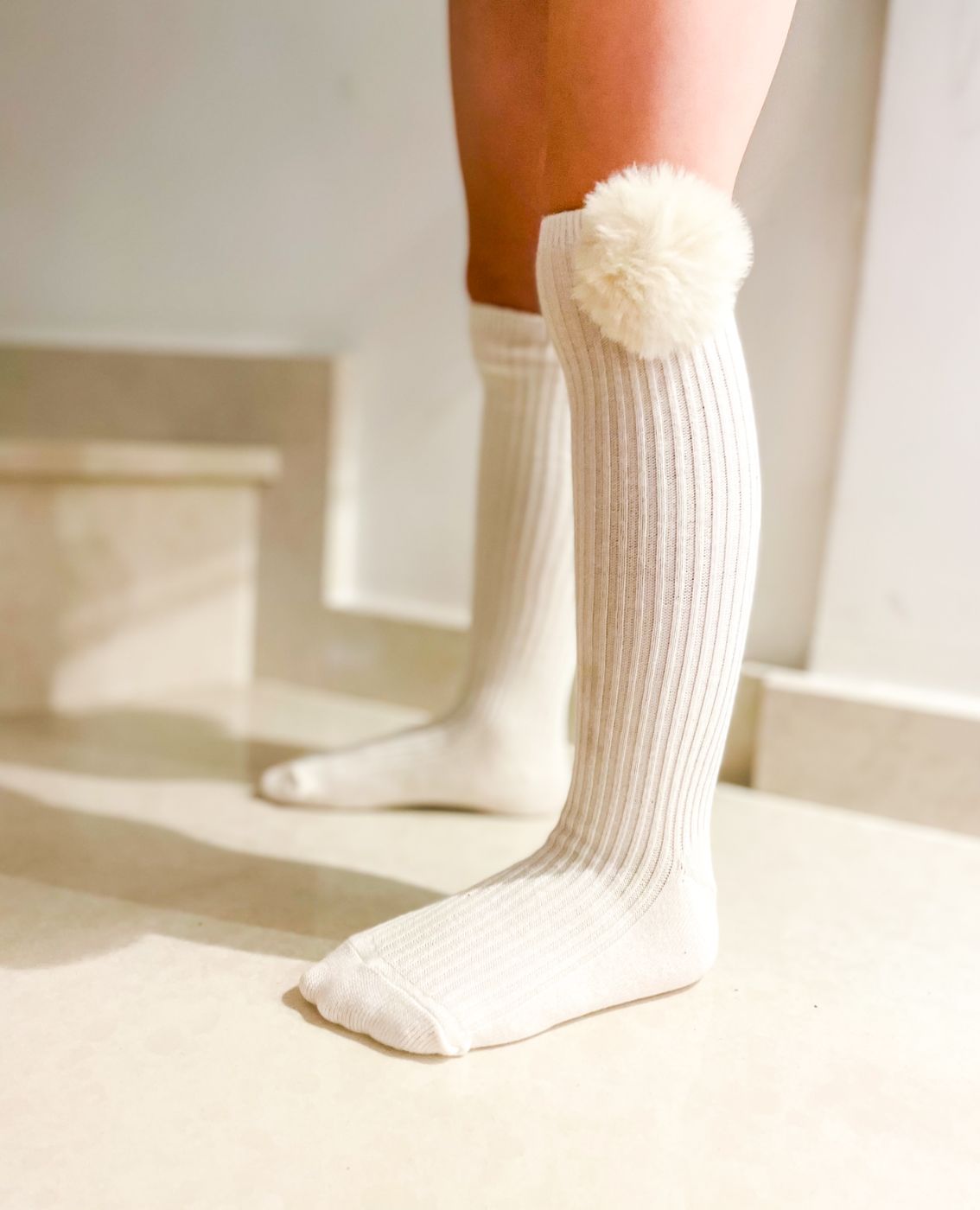 Bež čarape sa bućkama
