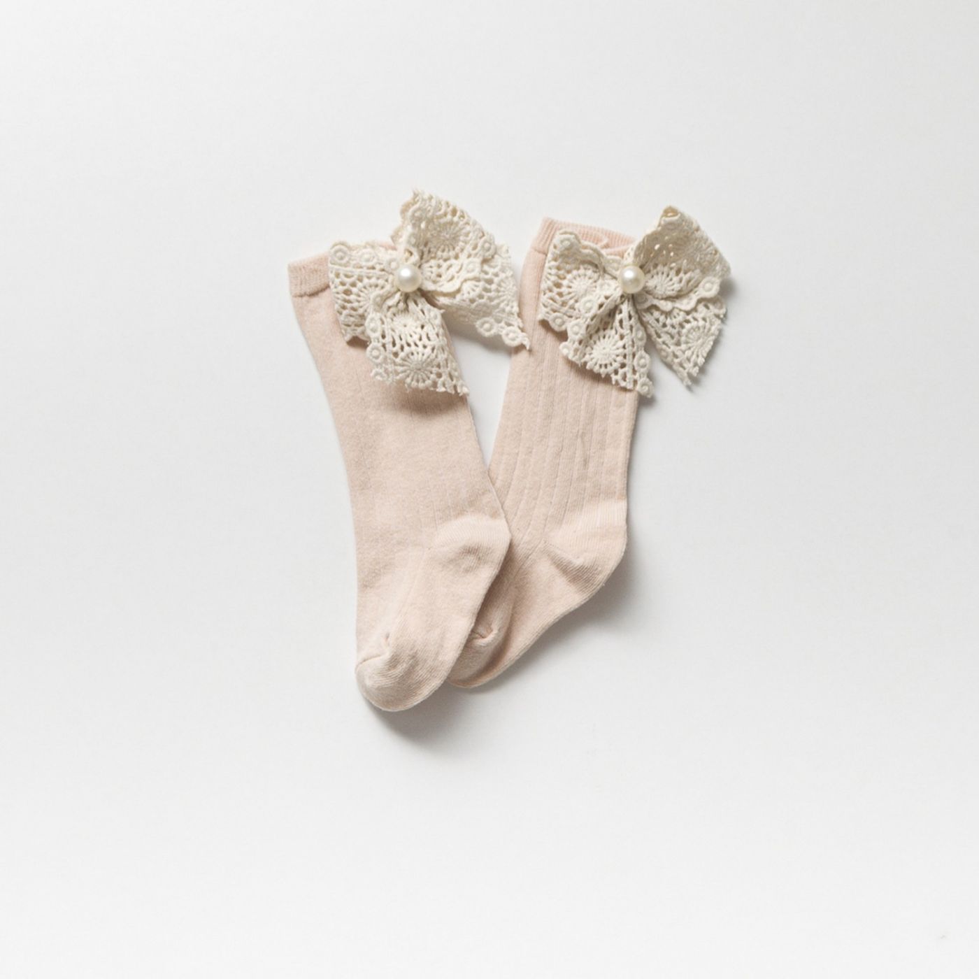 Krem čarape sa čipkanom mašnom